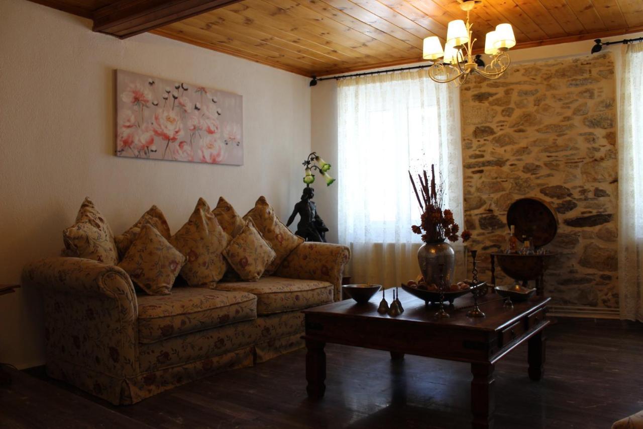 Kiratsos House Villa Skiathos by Eksteriør billede